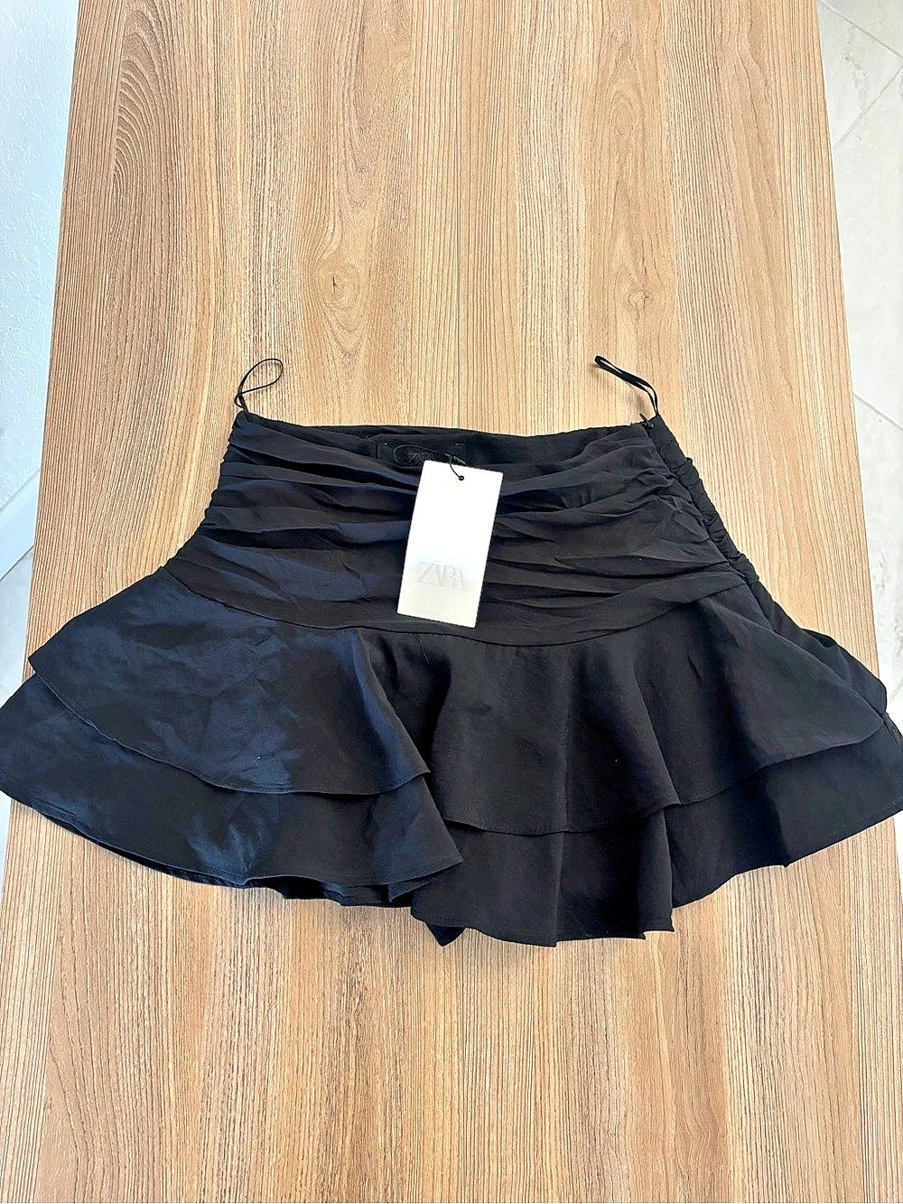 Zara Ruffled Skort Ruffled Layered Skort in Black Size S